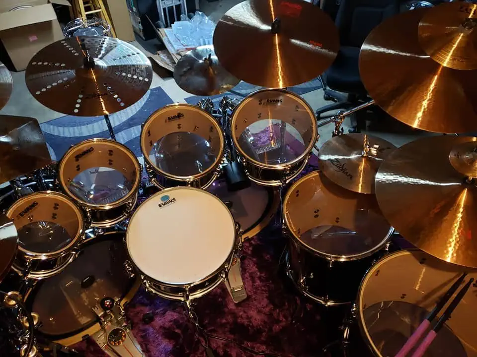 Drum Kit with Evans Drum Heads